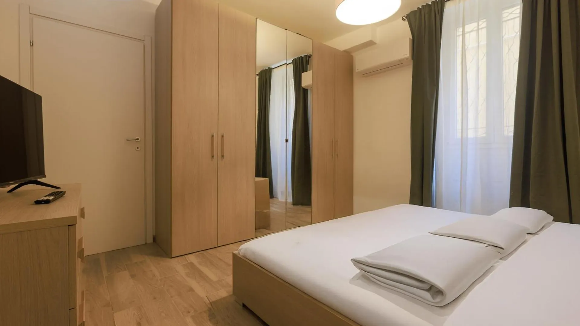 Apartment Casa Dei Papi - Guest House Rome
